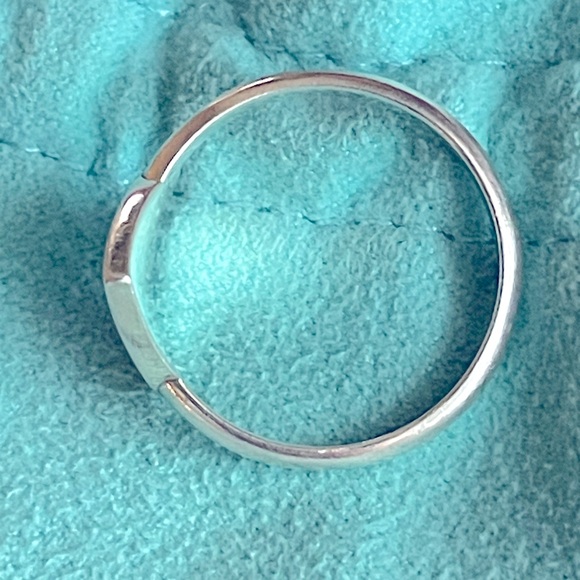 Tiffany & Co. Sterling Silverer Return To Tiffany Heart Ring Size 9. - Picture 4 of 5